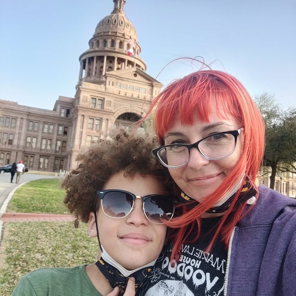 Meet the Posher!! - Picture 1 of 12